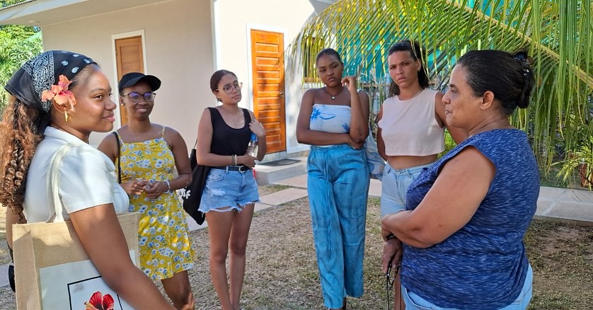 Guided Tour - La Digue
